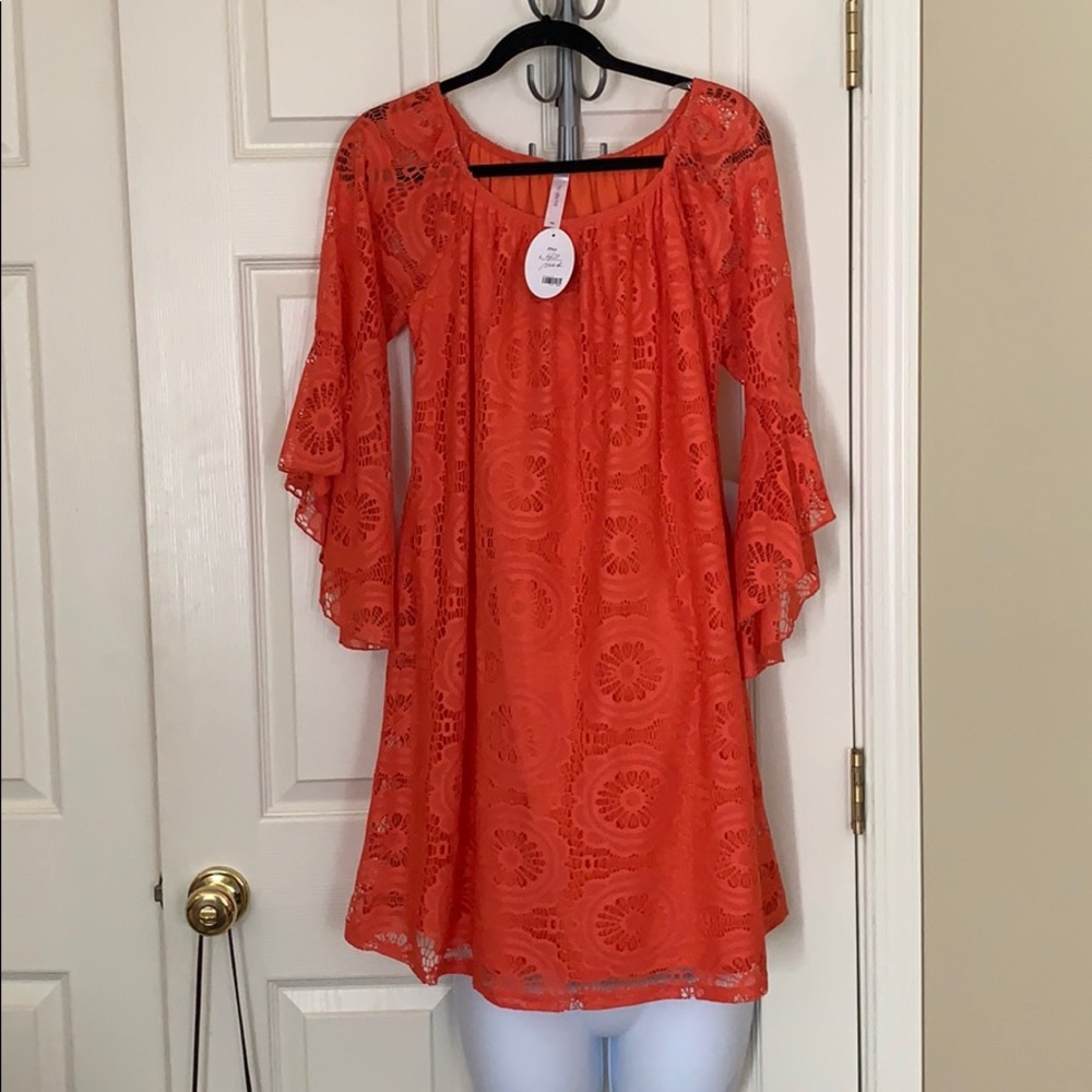 Fun flirty dress!